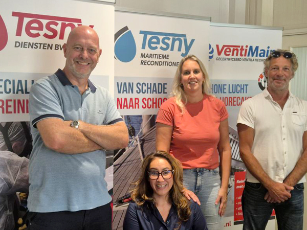VentiMain Reiniging Afzuiging - Gertjan Claudia Marcel - foto Chantal Kerstens Schoonmakend Nederland
